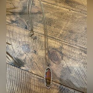 Kendra Scott necklace